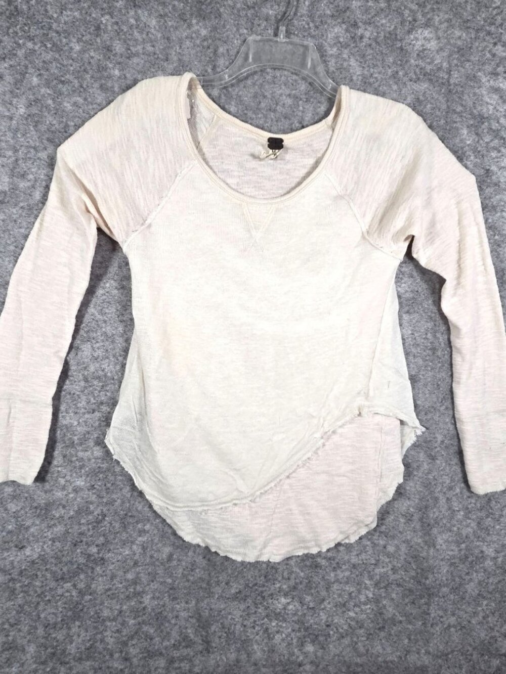 We The Free Women's Thermal Knit  Top Scoopneck  Long Sleeve Pullover Cream sz M